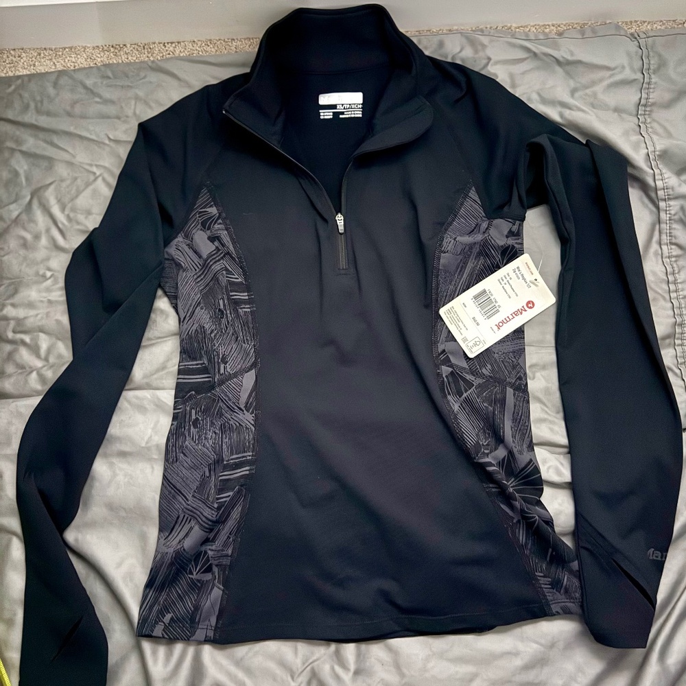 Women’s XS marmot 3/4 zip